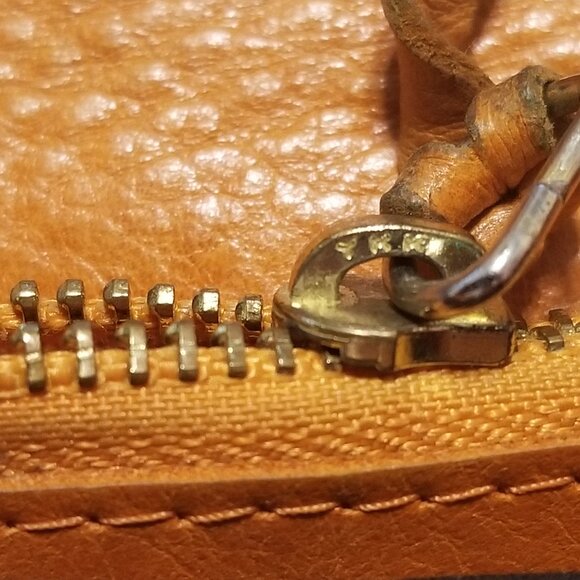 Chloe Leather Wallet - Picture 9 of 10